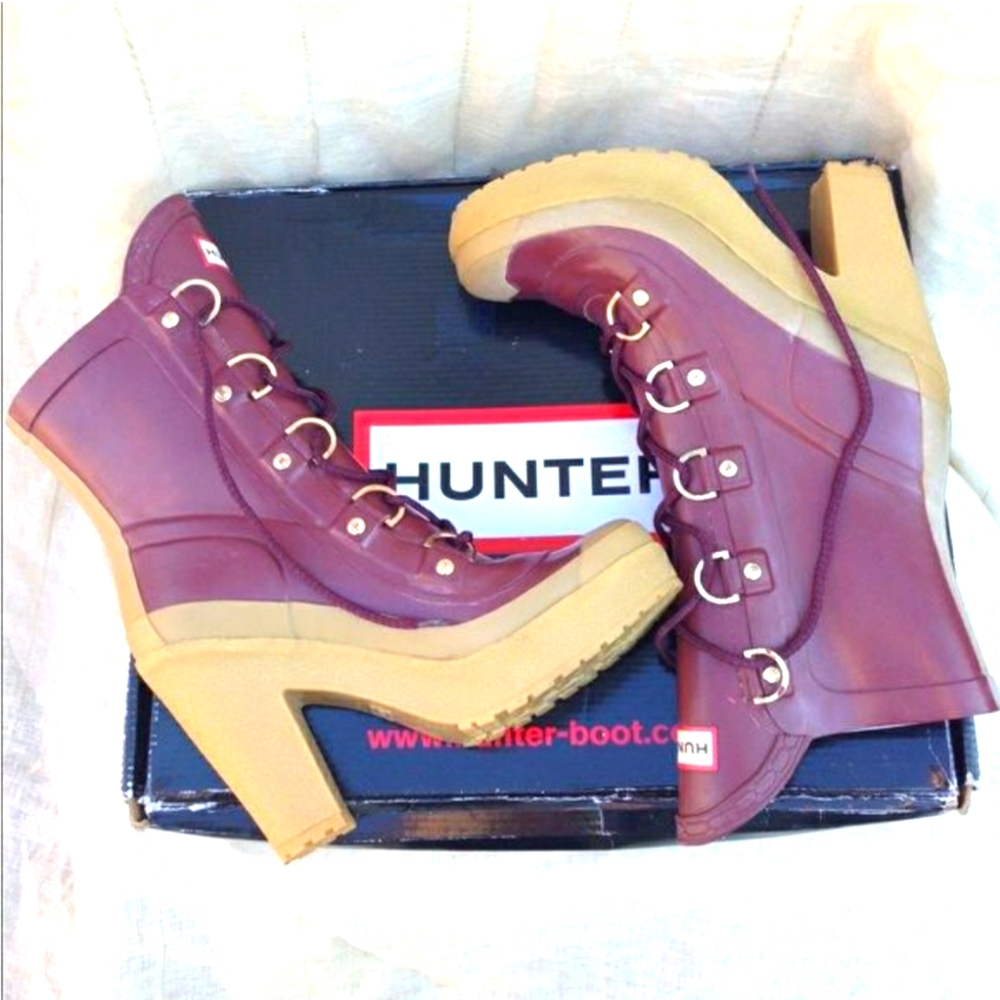 New & Rare! HUNTER Gabby Rubber Rain Boots! Sz 8 Faux Laces.